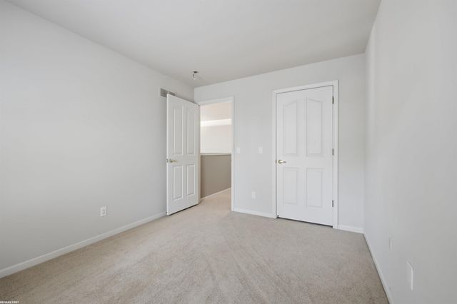 1368 Rock Valley Drive, Rochester, MI 48307
