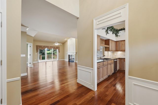1368 Rock Valley Drive, Rochester, MI 48307