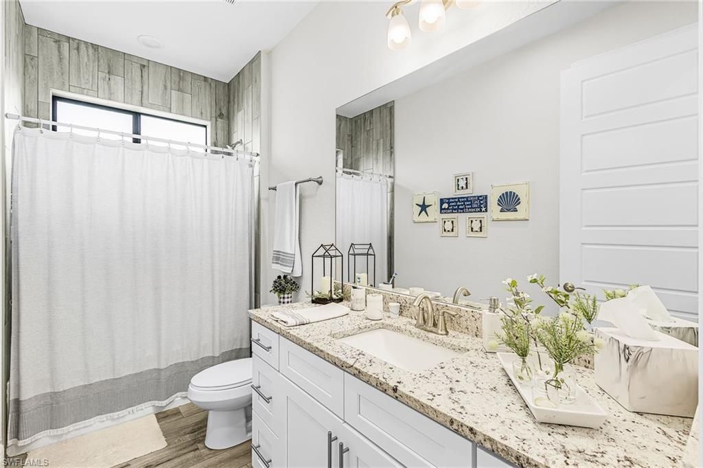 Image 13 of property listing at 3306 SW 3rd TER, Cape Coral, FL 33991