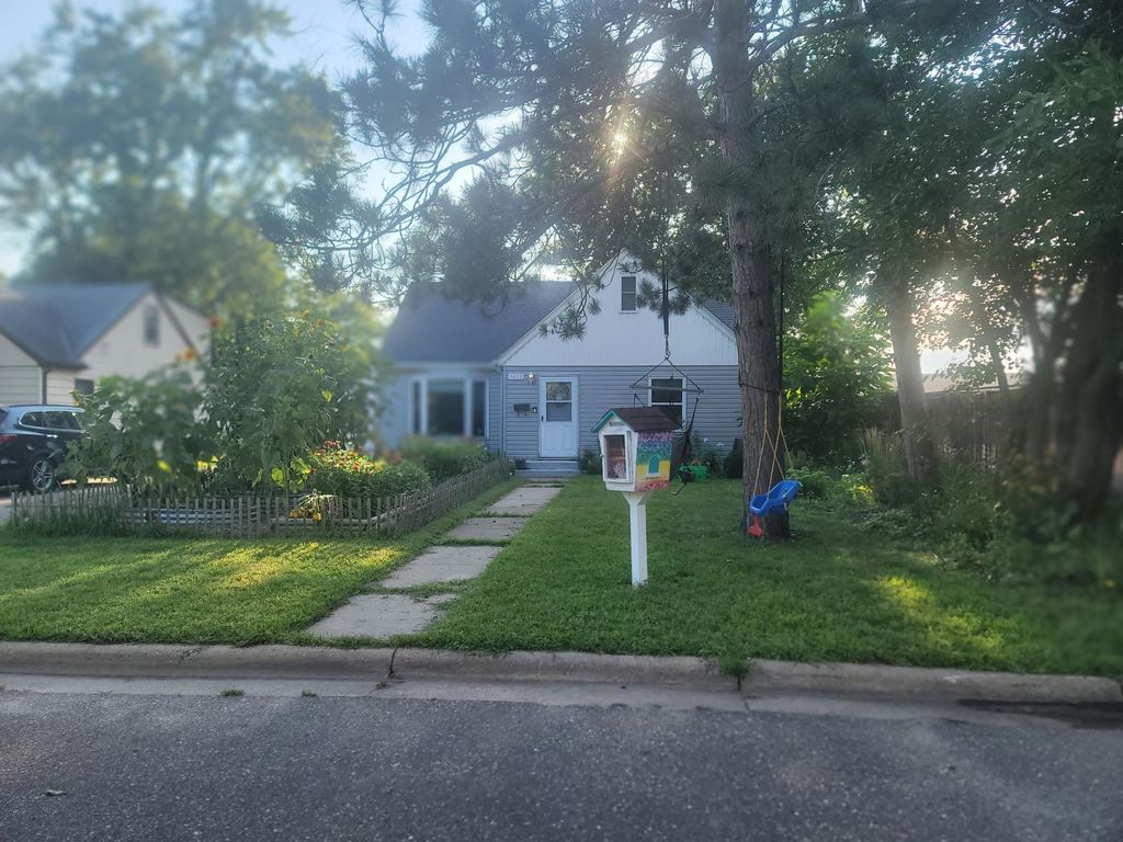 5413 Hampshire Avenue N, Crystal, MN 55428