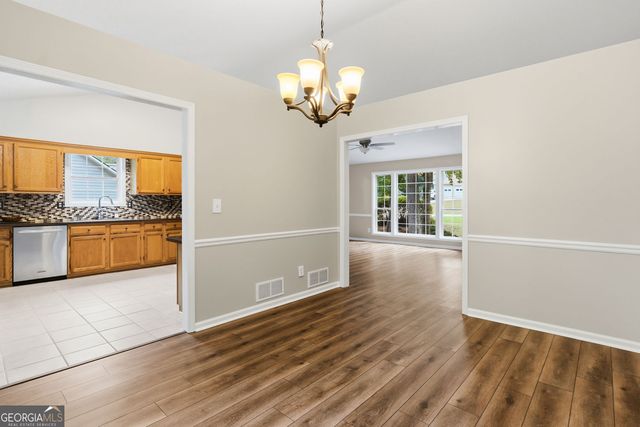 13 Finch Court SE, Acworth, GA 30102