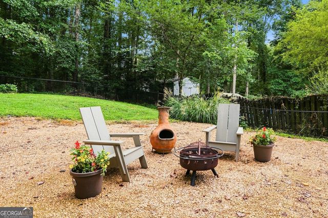 13 Finch Court SE, Acworth, GA 30102