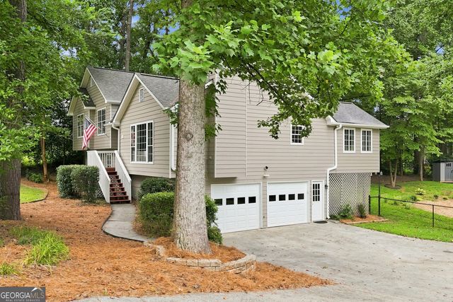 13 Finch Court SE, Acworth, GA 30102