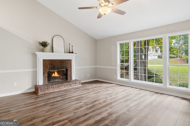 13 Finch Court SE, Acworth, GA 30102