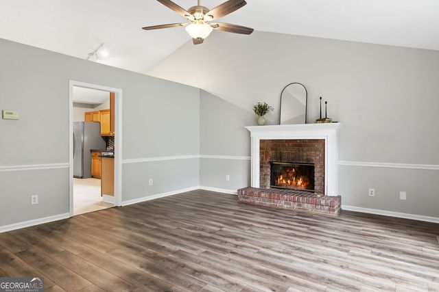 13 Finch Court SE, Acworth, GA 30102