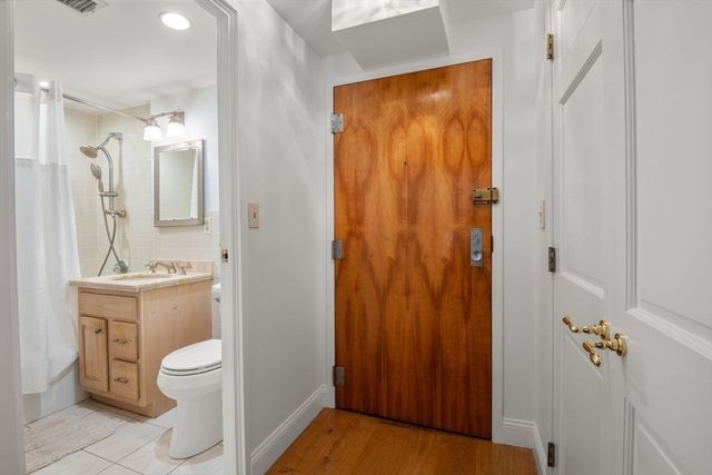 99 Fulton Street 2-5, Boston, MA 02109