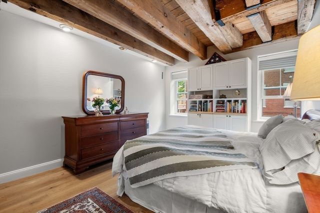 99 Fulton Street 2-5, Boston, MA 02109