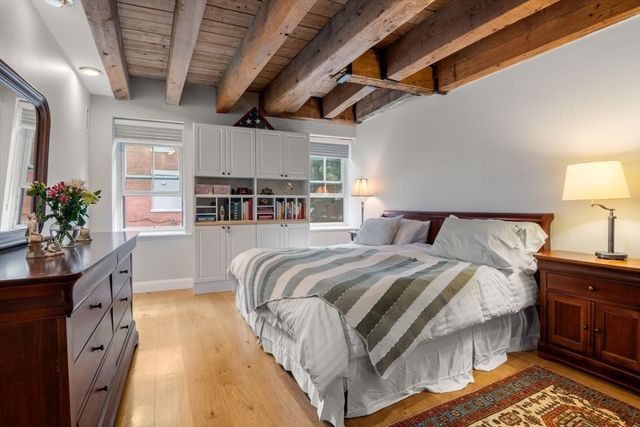 99 Fulton Street 2-5, Boston, MA 02109