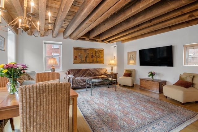 99 Fulton Street 2-5, Boston, MA 02109