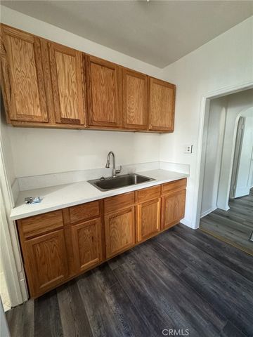 1246 N Kenmore Ave, Los Angeles, CA 90029