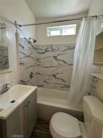 1246 N Kenmore Ave, Los Angeles, CA 90029