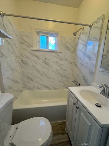 1246 N Kenmore Ave, Los Angeles, CA 90029