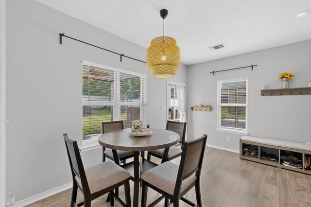 406 N Meigs Street, St Jo, TX 76265