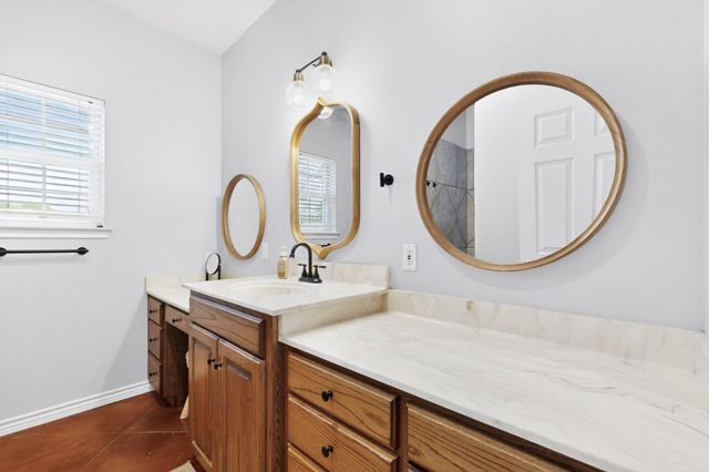 406 N Meigs Street, St Jo, TX 76265