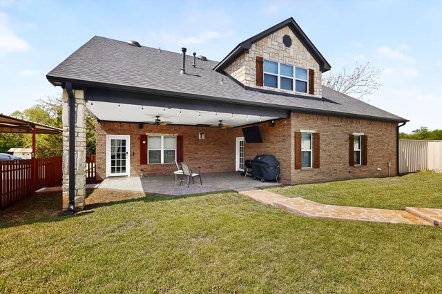 406 N Meigs Street, St Jo, TX 76265