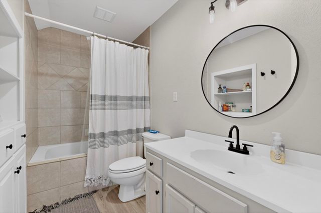 406 N Meigs Street, St Jo, TX 76265