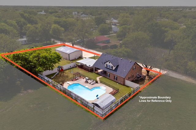 406 N Meigs Street, St Jo, TX 76265