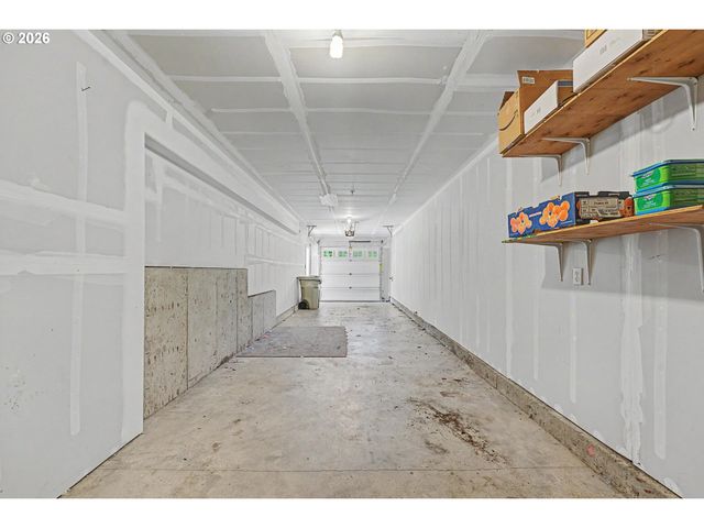 545 Nw LOST SPRINGS Ter 106, Portland, OR 97229