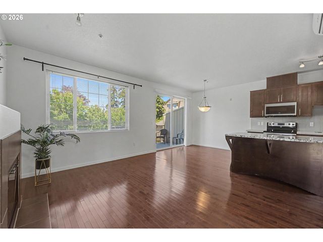 545 Nw LOST SPRINGS Ter 106, Portland, OR 97229