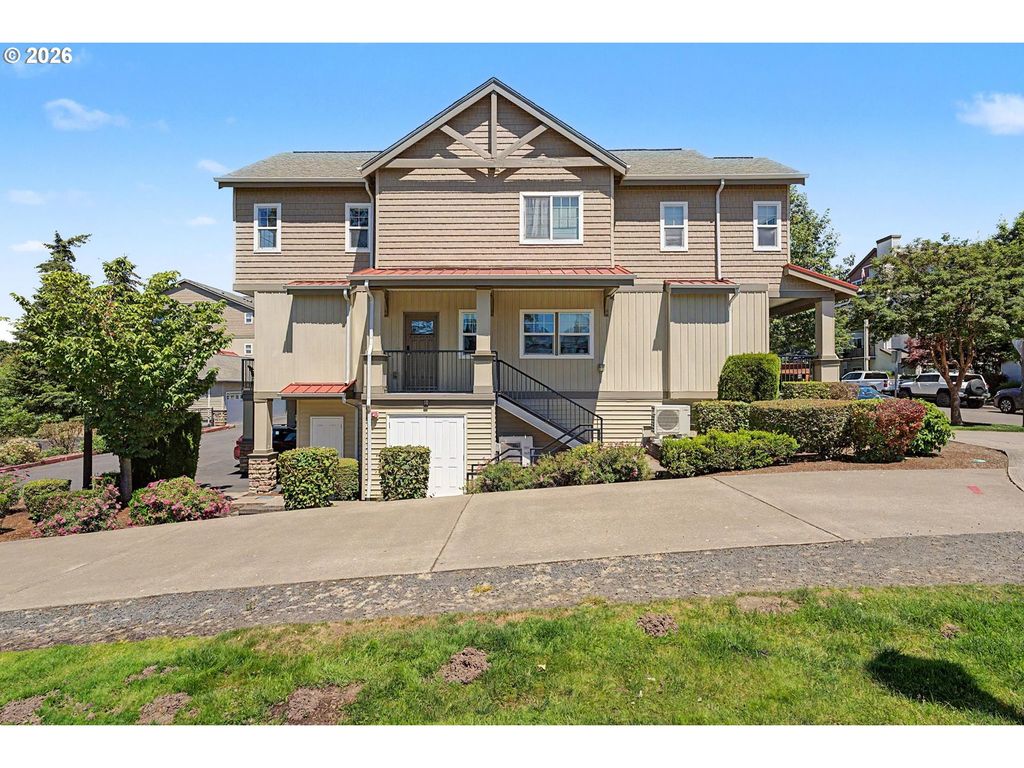 545 Nw LOST SPRINGS Ter 106, Portland, OR 97229