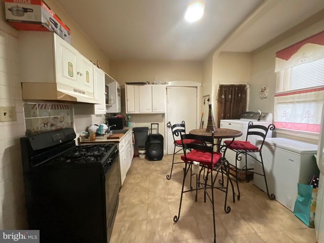 1811 RIVER AVE, Camden, NJ 08105