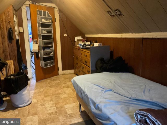 1811 RIVER AVE, Camden, NJ 08105