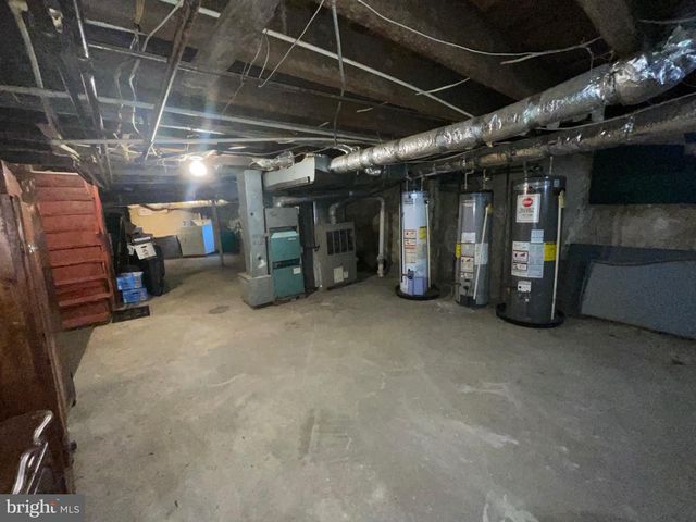 1811 RIVER AVE, Camden, NJ 08105