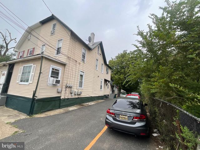 1811 RIVER AVE, Camden, NJ 08105