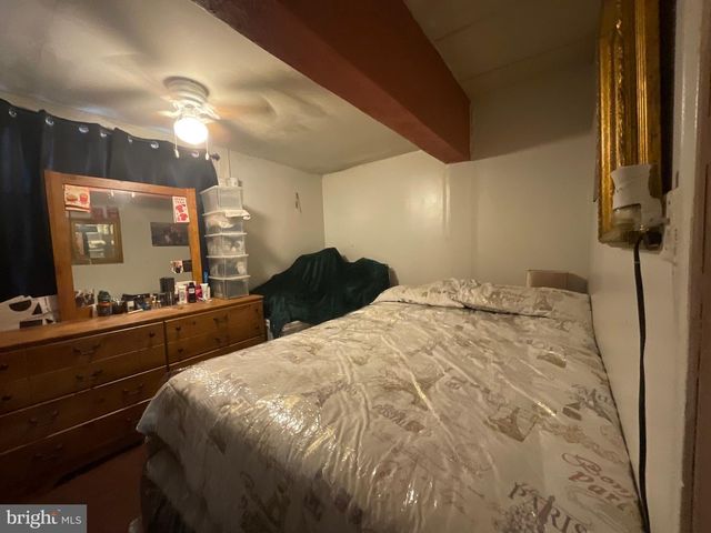 1811 RIVER AVE, Camden, NJ 08105