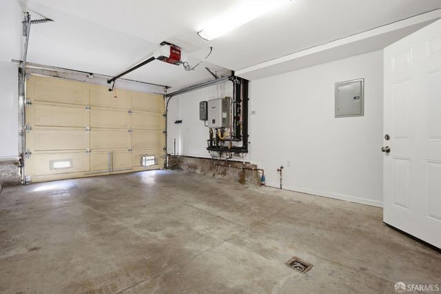 2050 16th Avenue, San Francisco, CA 94116