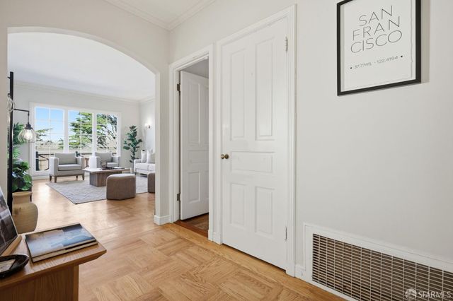 2050 16th Avenue, San Francisco, CA 94116