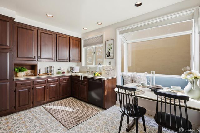 2050 16th Avenue, San Francisco, CA 94116