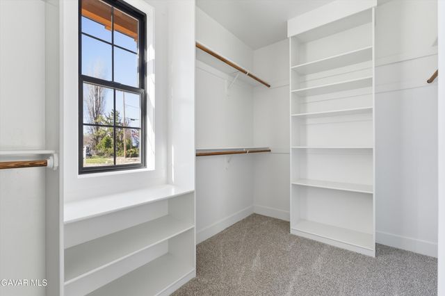 28901 Birkdale Court, Stallion Springs, CA 93561