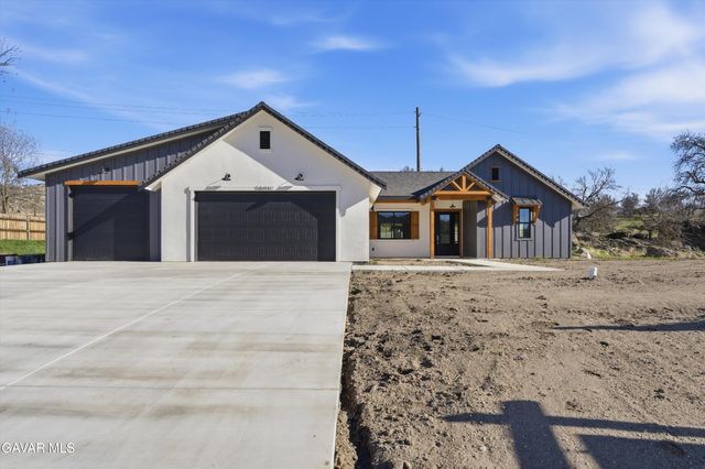 28901 Birkdale Court, Stallion Springs, CA 93561