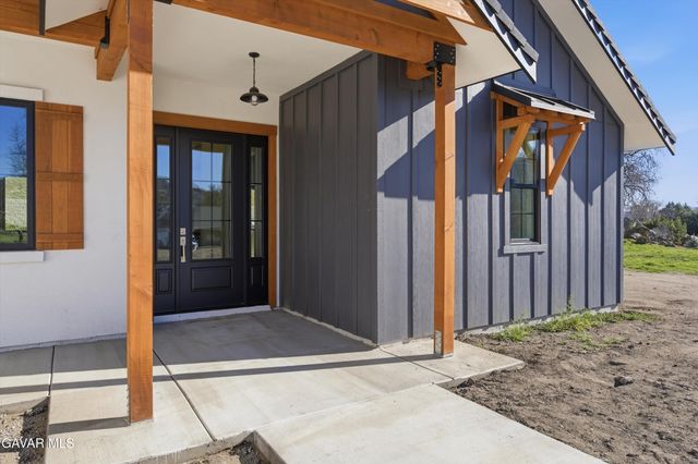 28901 Birkdale Court, Stallion Springs, CA 93561