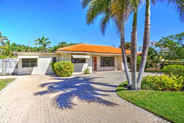 127 Bravado Lane, West Palm Beach, FL 33404