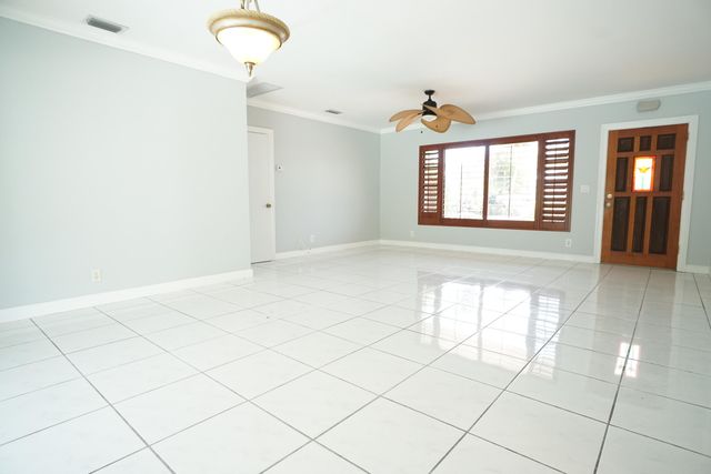 127 Bravado Lane, West Palm Beach, FL 33404