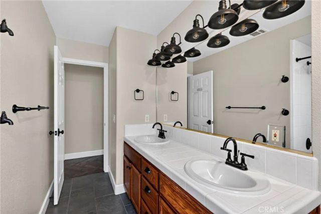 724 Robin Drive, Merced, CA 95340