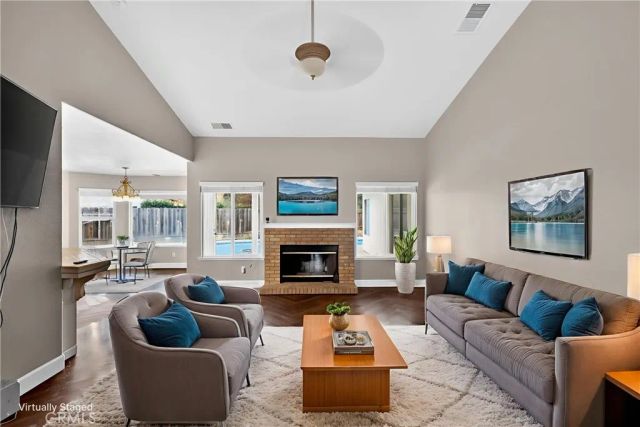 724 Robin Drive, Merced, CA 95340