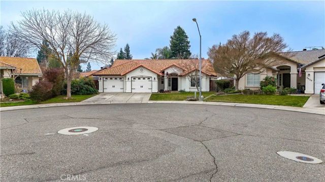 724 Robin Drive, Merced, CA 95340