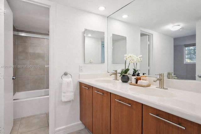 777 NE 62nd St C400, Miami, FL 33138