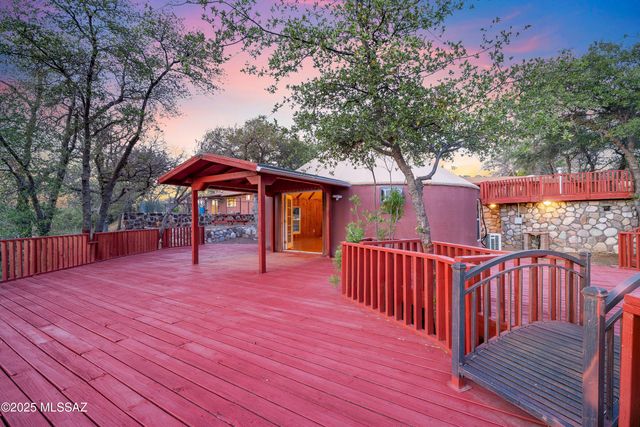 335 W Oak Hills Drive, Oracle, AZ 85623