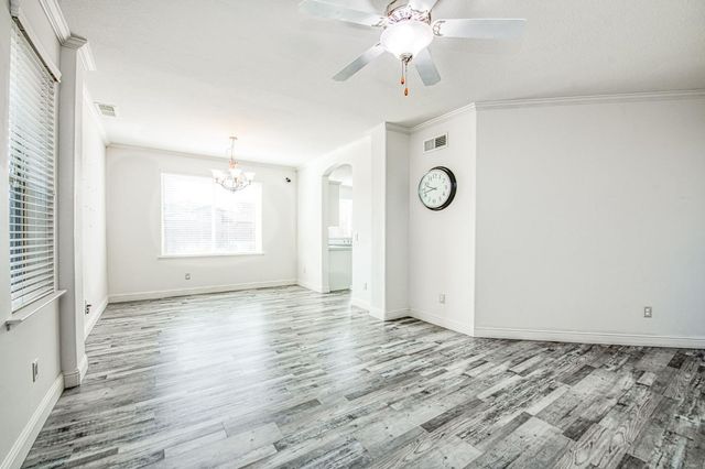 1407 E Via Marbella Drive, Fresno, CA 93730