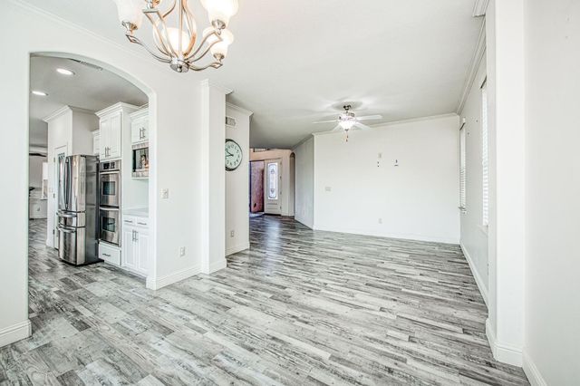 1407 E Via Marbella Drive, Fresno, CA 93730