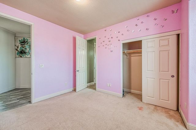 1407 E Via Marbella Drive, Fresno, CA 93730