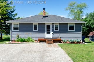 337 Lansing Drive, Waterford Charter Township, MI 48328
