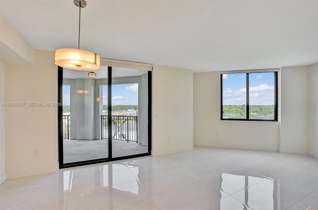 301 Altara Ave 617, Coral Gables, FL 33146