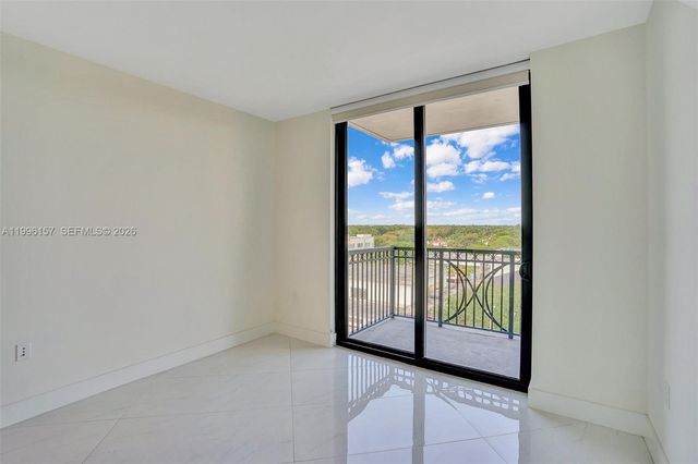 301 Altara Ave 617, Coral Gables, FL 33146