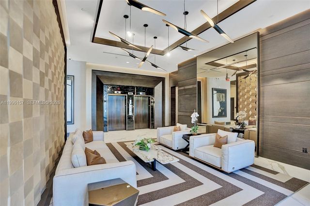 301 Altara Ave 617, Coral Gables, FL 33146