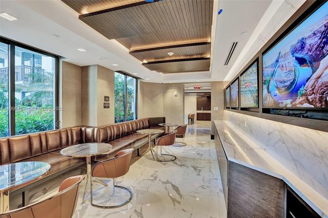 301 Altara Ave 617, Coral Gables, FL 33146